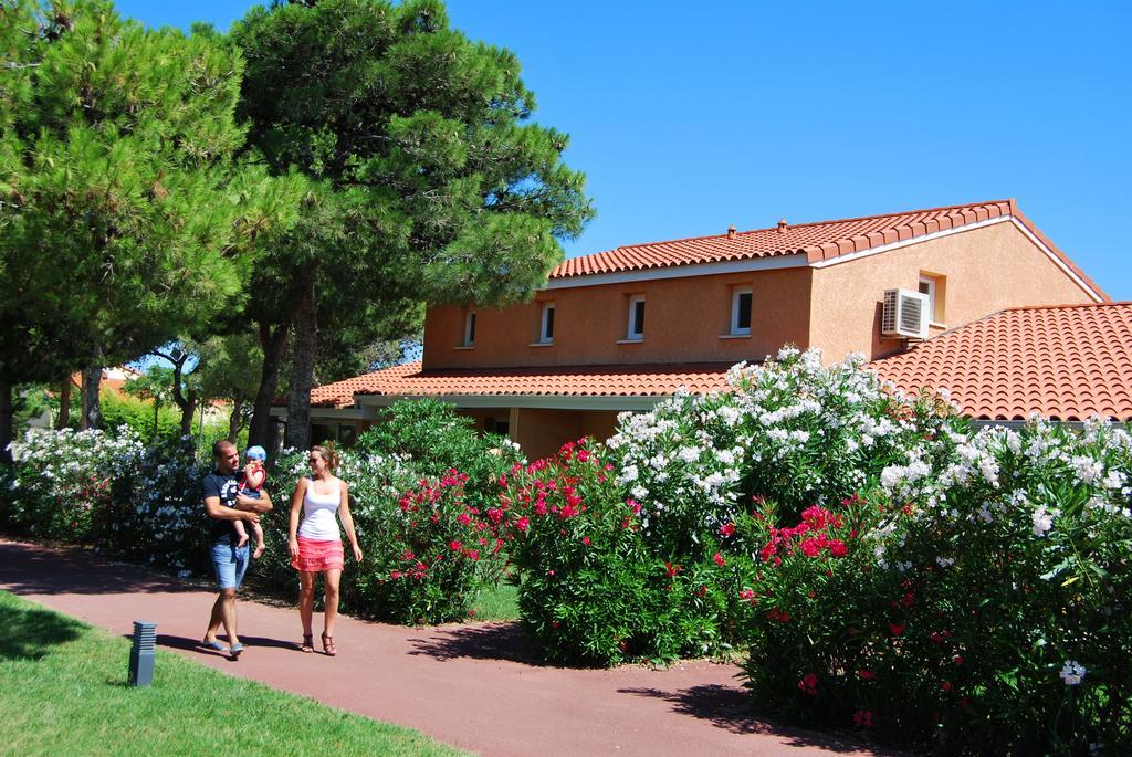 Lagrange Grand Bleu Vacances - Residence Le Mas De Торрей Екстер'єр фото